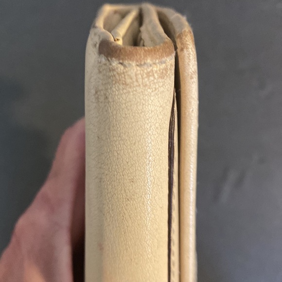 Coach beige, trifold wallet. - Picture 8 of 16